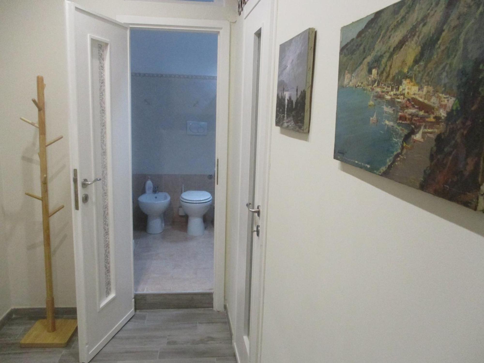 La Casa Del Nespolo Tranquillo Alloggio Vicino Alla Stazione Sanremo Exterior photo